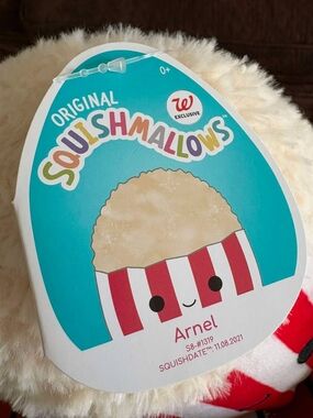 Original Squishmallows Arnel Plush Tag - Cream & Red